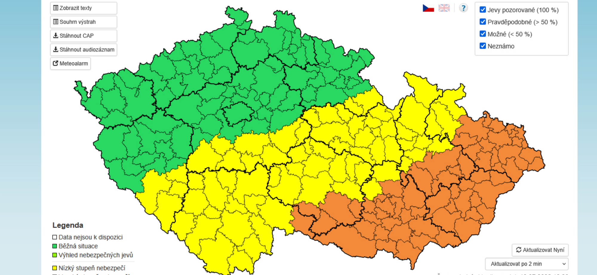 Přes Česko prochází pás bouřek. Nejvíce udeří na Moravě